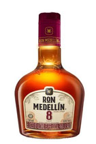 Ron Medellín Añejo 8 Años 70 cl Alc. 35% vol.